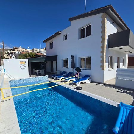Michael Angelo Villa Paphos Esterno foto