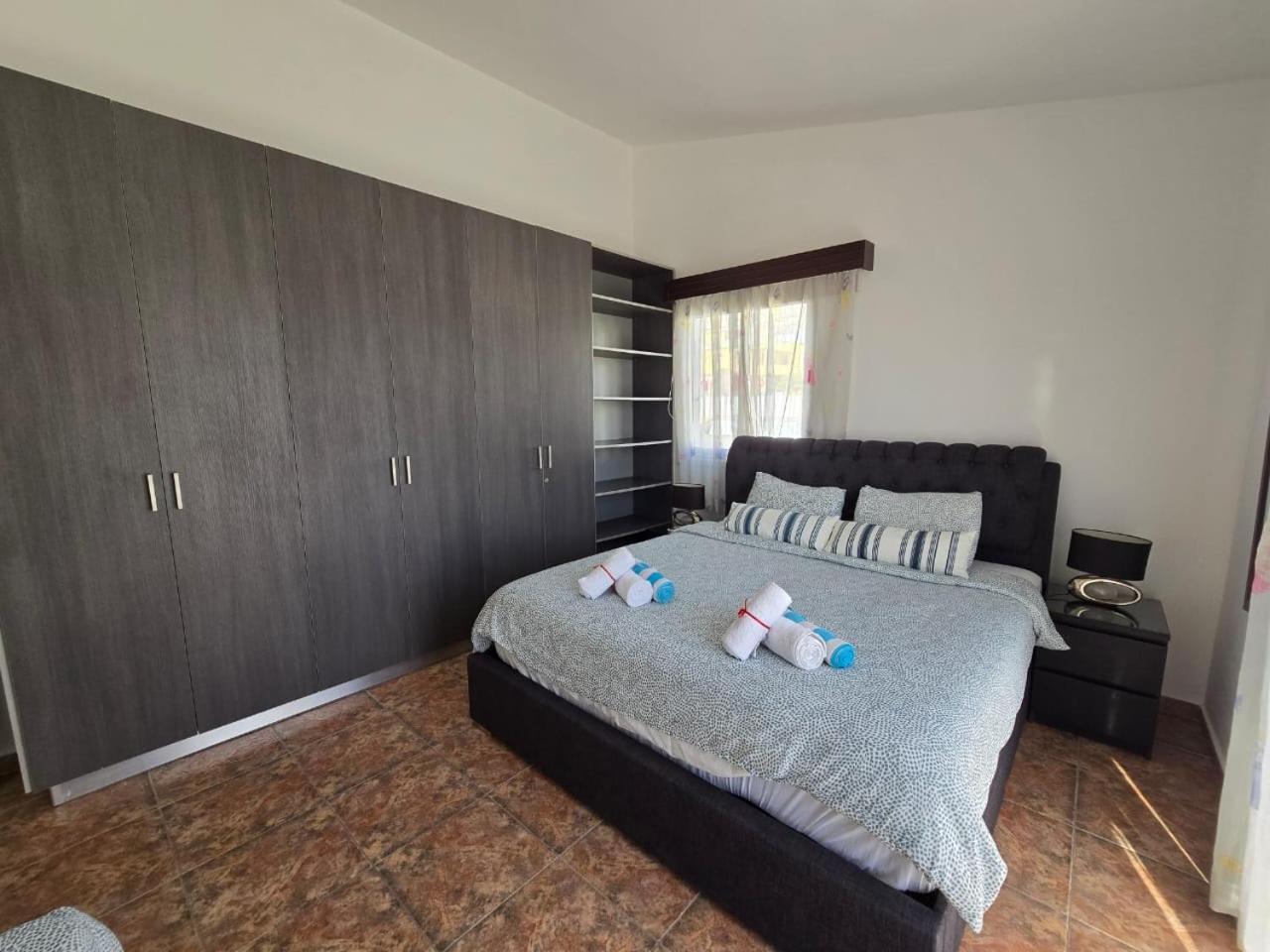 Michael Angelo Villa Paphos Esterno foto