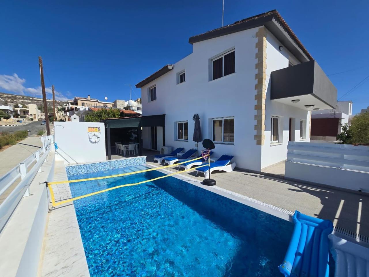 Michael Angelo Villa Paphos Esterno foto